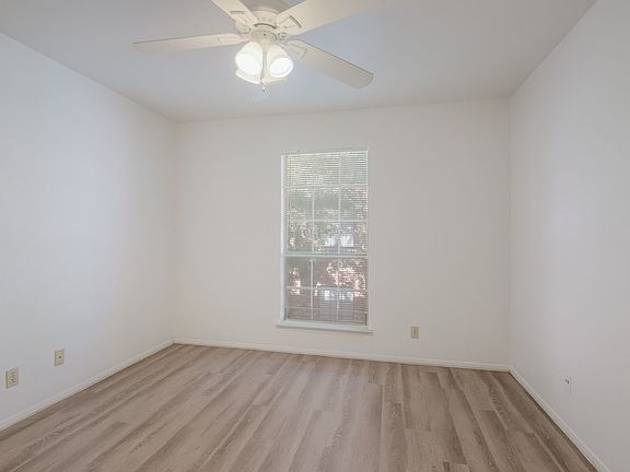 5th image of 235 E Mulberry Ave #301