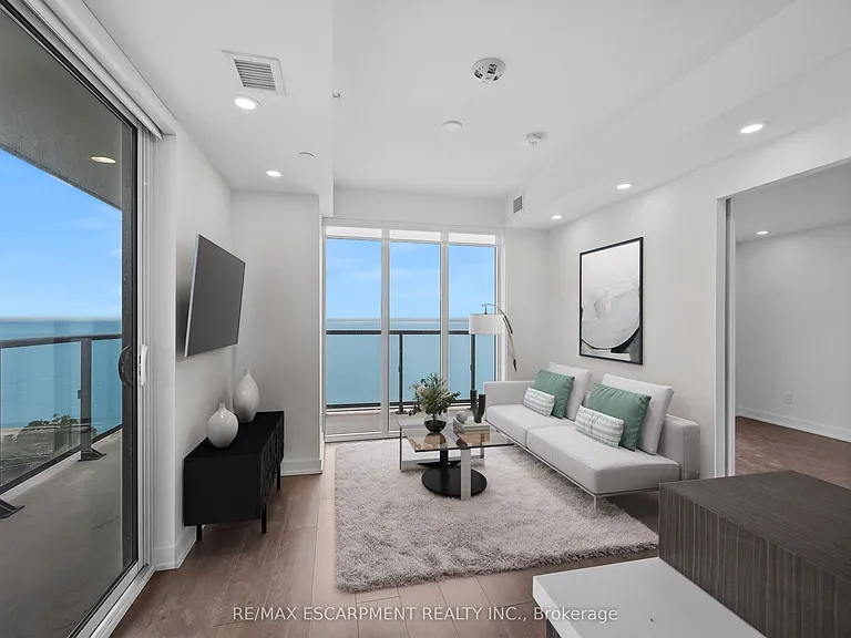 370 Martha St #1503 — Photo 1