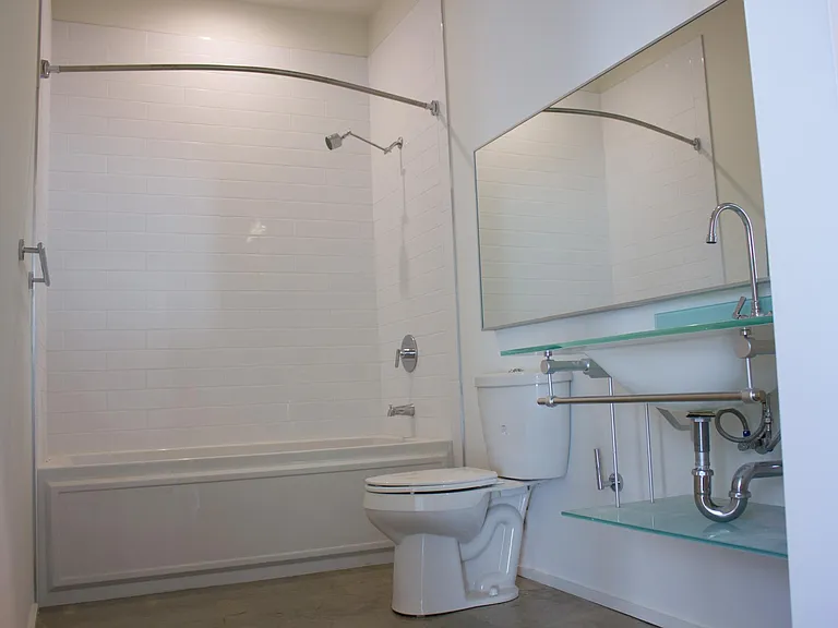 511 Marigny Apartments — Photo 22