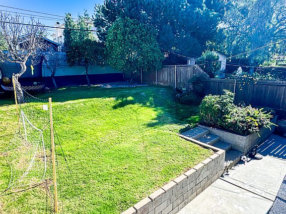 5th image of 406 S Irena Ave