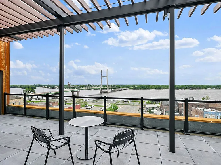Urbane424 Apartments — Photo 11