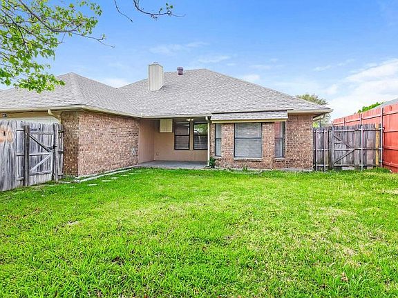 5th image of 4820 Creekridge Ln