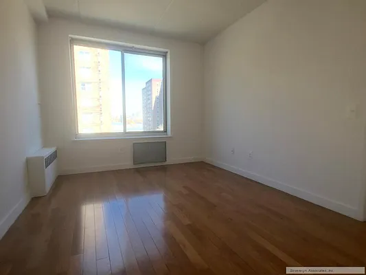 Rented by Sovereign Associates | media 17