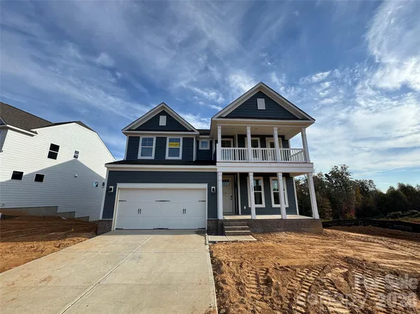 1402 Ardmore Dr, Sherrills Ford, NC 28673
