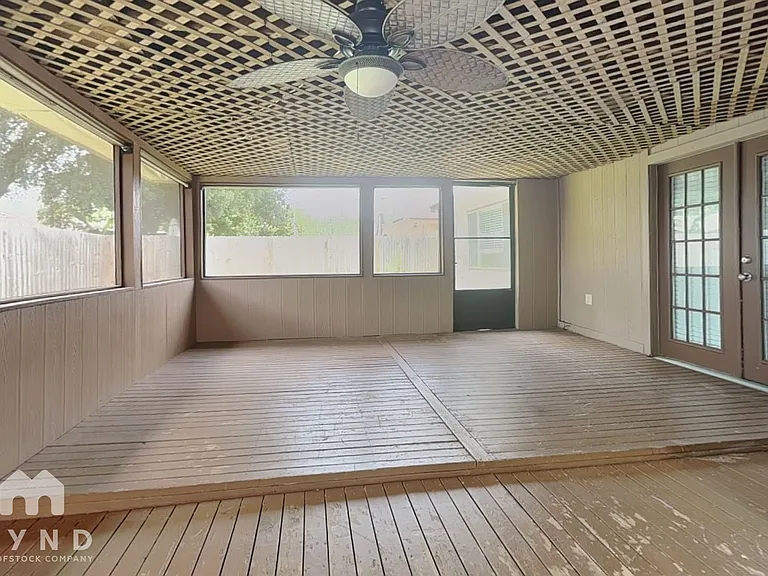 3218 Sedgeborough Cir — Photo 21