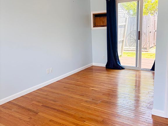 3rd image of 174 Captain Chase Road UNIT 8