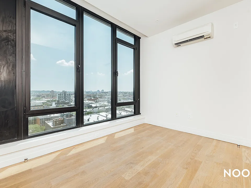 260 Knickerbocker Ave #8B