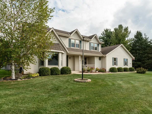 W361S2760 Lisa LANE, Dousman, WI 53118