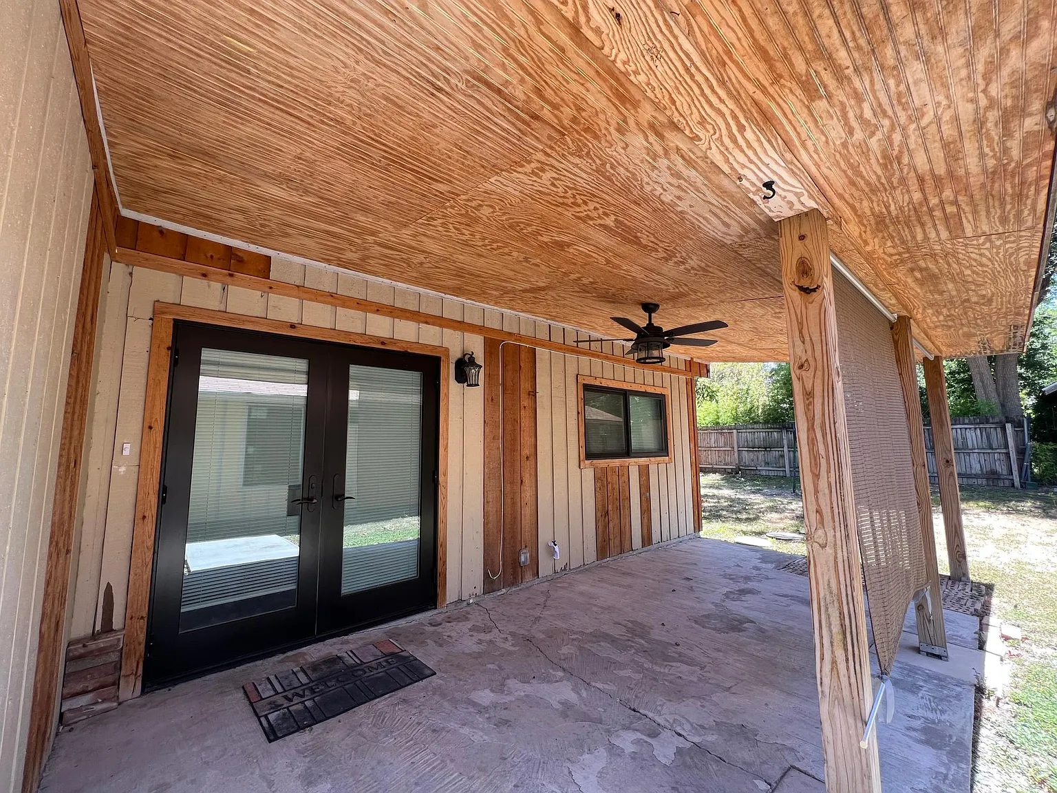 2 bed, 665 sqft, $1,550 — Photo 1