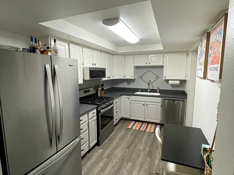 255 Temple Ave #10 — Photo 4