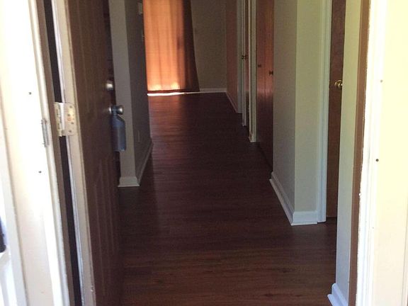 2nd image of 913 Ohara Dr