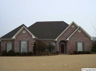 2624 Summerwind Dr SE, Decatur, AL 35603