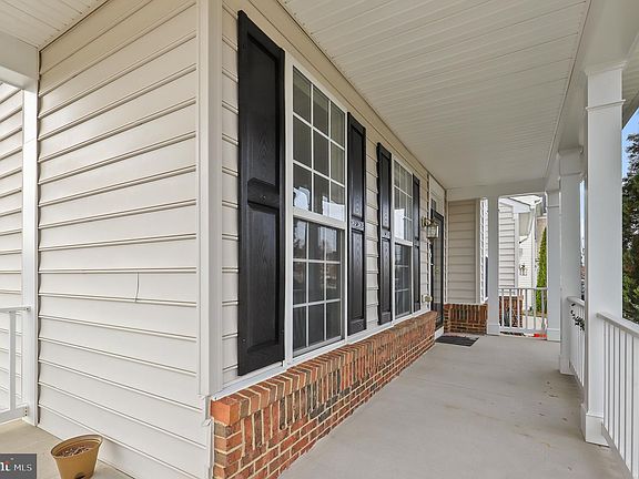 3rd image of 5500 Silver Maple Ln