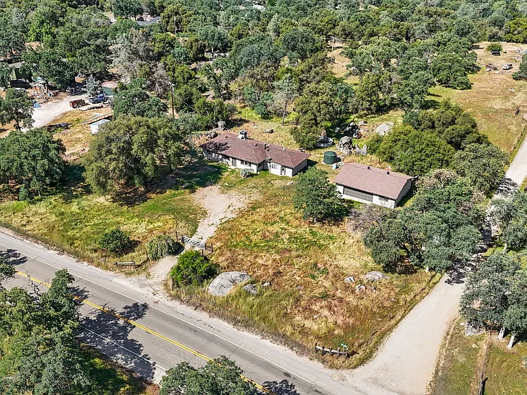 31331 Auberry Rd — Photo 30