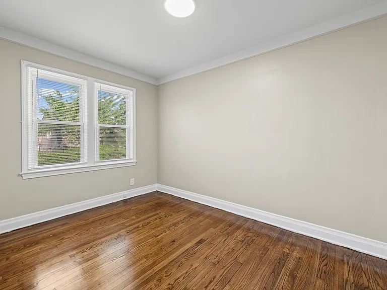 12818 Marlowe St #UP — Photo 10
