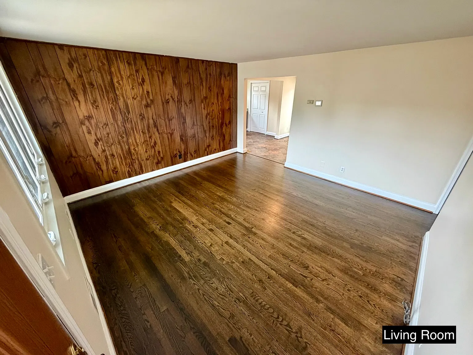 815 Geis Cir — Photo 2