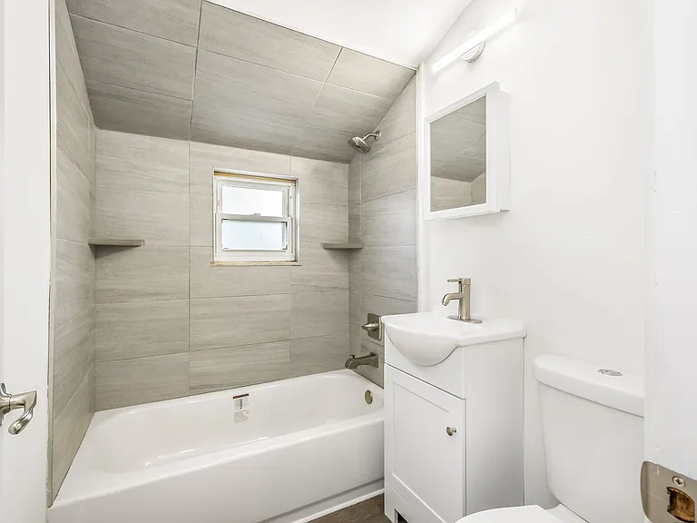 2124 Fairland St — Photo 12