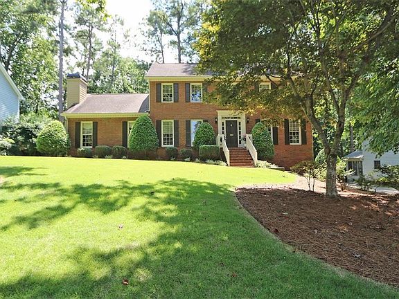 2nd image of 2155 Kensington Ct SW