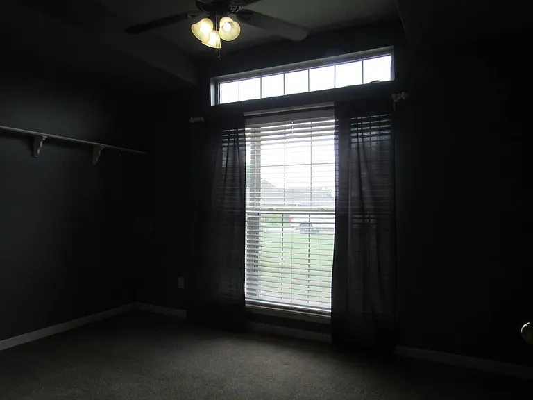 16 Emerald Cir — Photo 32