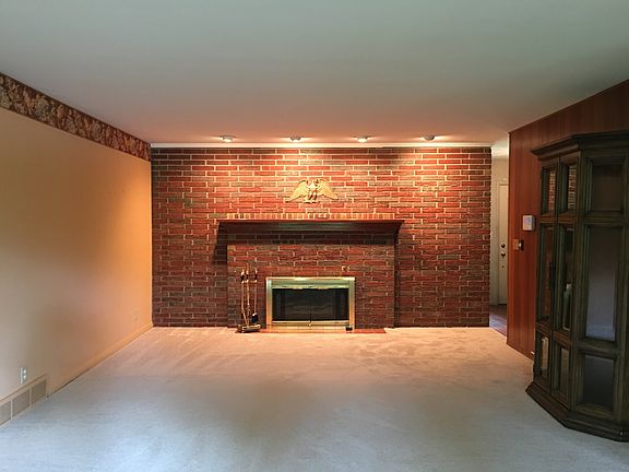 Living Room with Gas FP