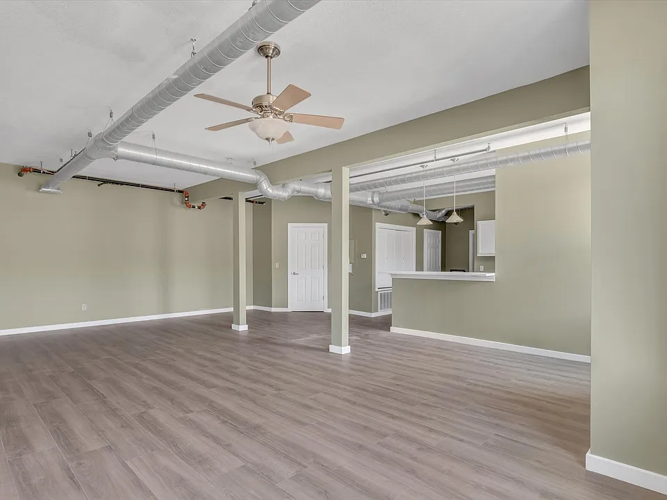 400 N Main St #303