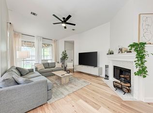 200 Glacier Dr, Cedar Park, TX 78613