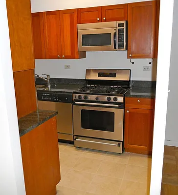 Rented by Carlyle Property Management | media 1