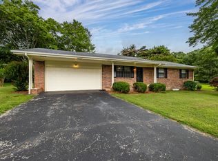 11635 Jenkins Rd, Soddy Daisy, TN 37379