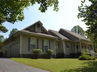 635 Haynes Rd, Summerfield, NC 27358
