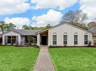 11218 Maple Springs Dr, Houston, TX 77043