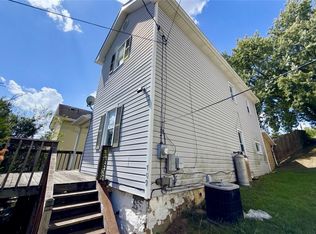 709 Darlington Ave, Jeannette, PA 15644