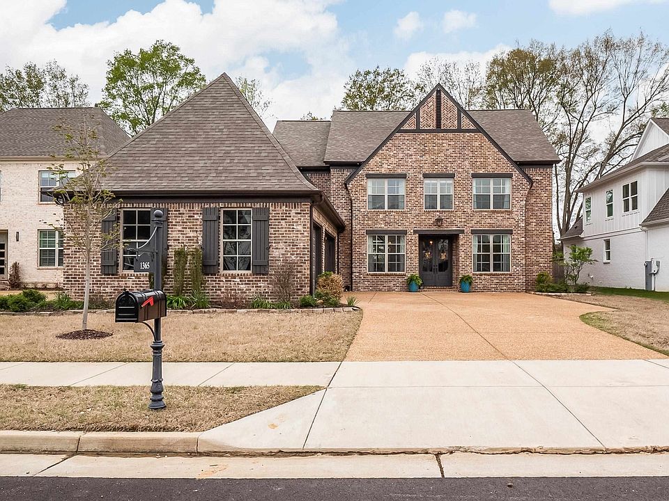 1st image of 1365 Belfair Dr