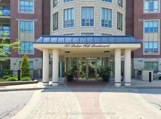 35 Baker Hill Blvd #305, Whitchurch Stouffville, ON L4A 1P8