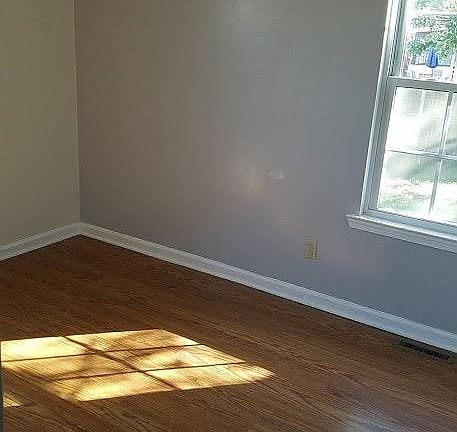 1st Floor Floor Bedroom 3