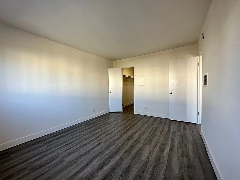 MC 6861 Sepulveda Properties, LLC — Photo 33