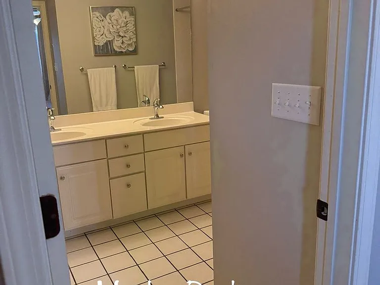 161 Avondale Dr #12 — Photo 12