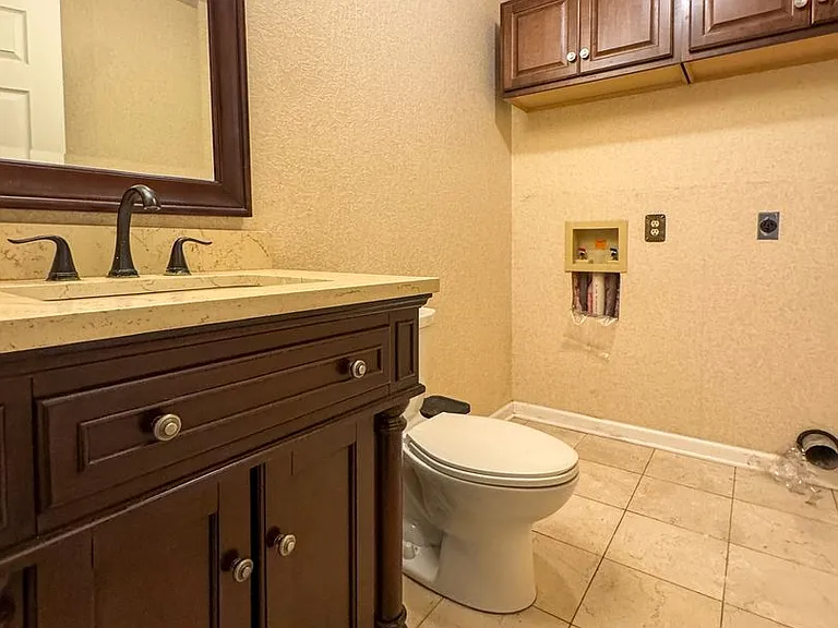 6875 Baystone Rd — Photo 12