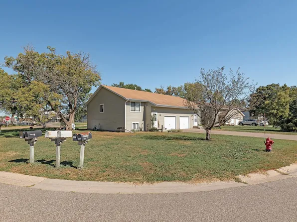 4516 83rd Cir N, Brooklyn Park, MN 55443