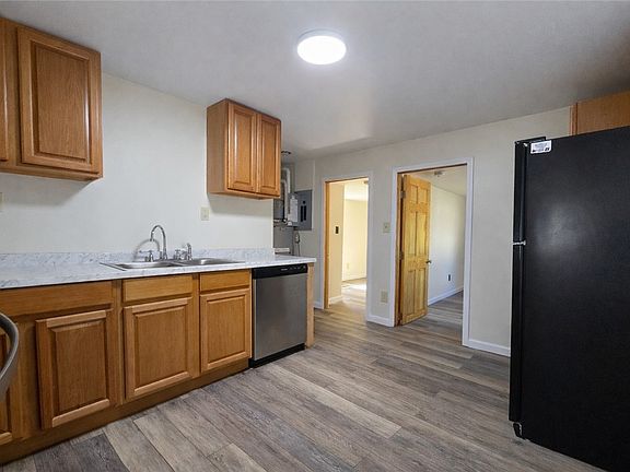 5th image of 350 Waterloo Geneva Rd #10
