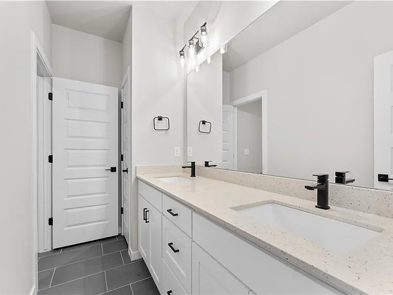 5907 SW Bear Creek Ave — Photo 14