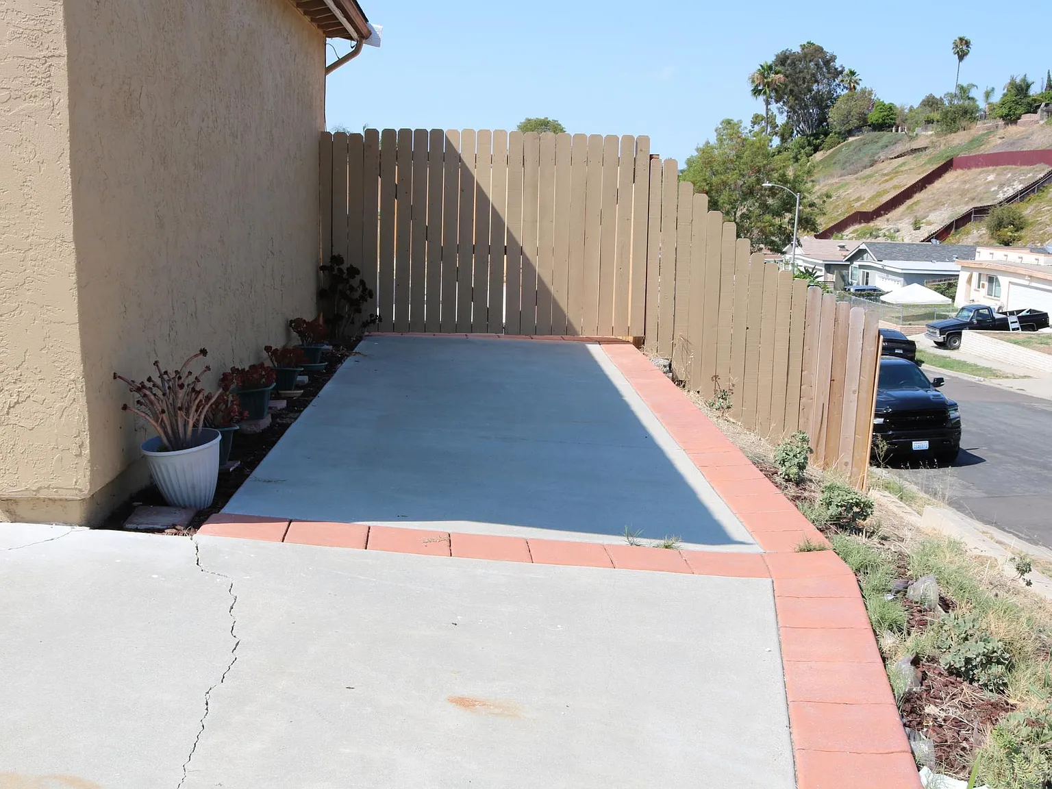 645 Adobe Cir — Photo 4