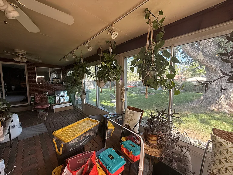 922 Paloverde Dr — Photo 7