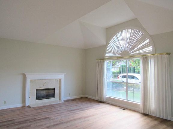 2nd image of 21039 Manita Ct