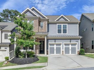 1045 Penny Ln, Roswell, GA 30076