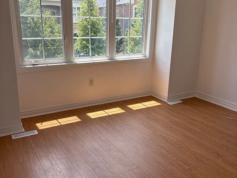 140 Foxwood Rd — Photo 16
