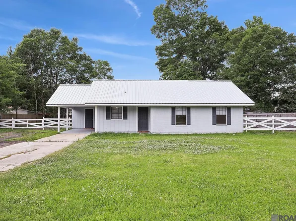27489 Country Dr, Walker, LA 70785