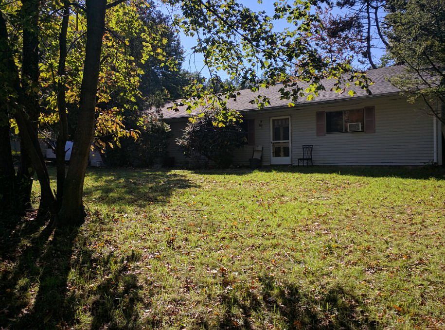 2nd image of 12 Sidney Dr