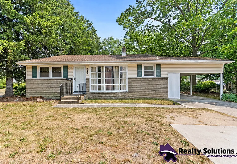706 Heston Rd — Photo 1