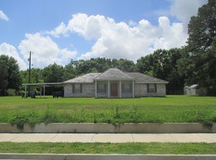 530 E Pont Des Mouton Rd, Lafayette, LA 70507