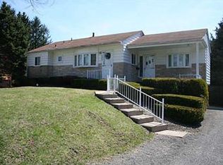 6605 Shady Ave, Finleyville, PA